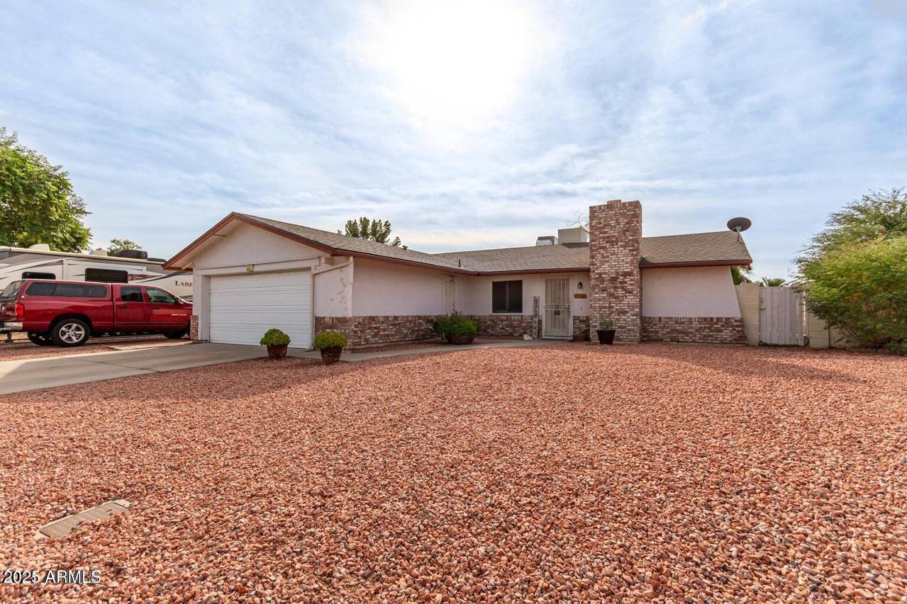 5515 W Carol Ann Way, Glendale, AZ 85306