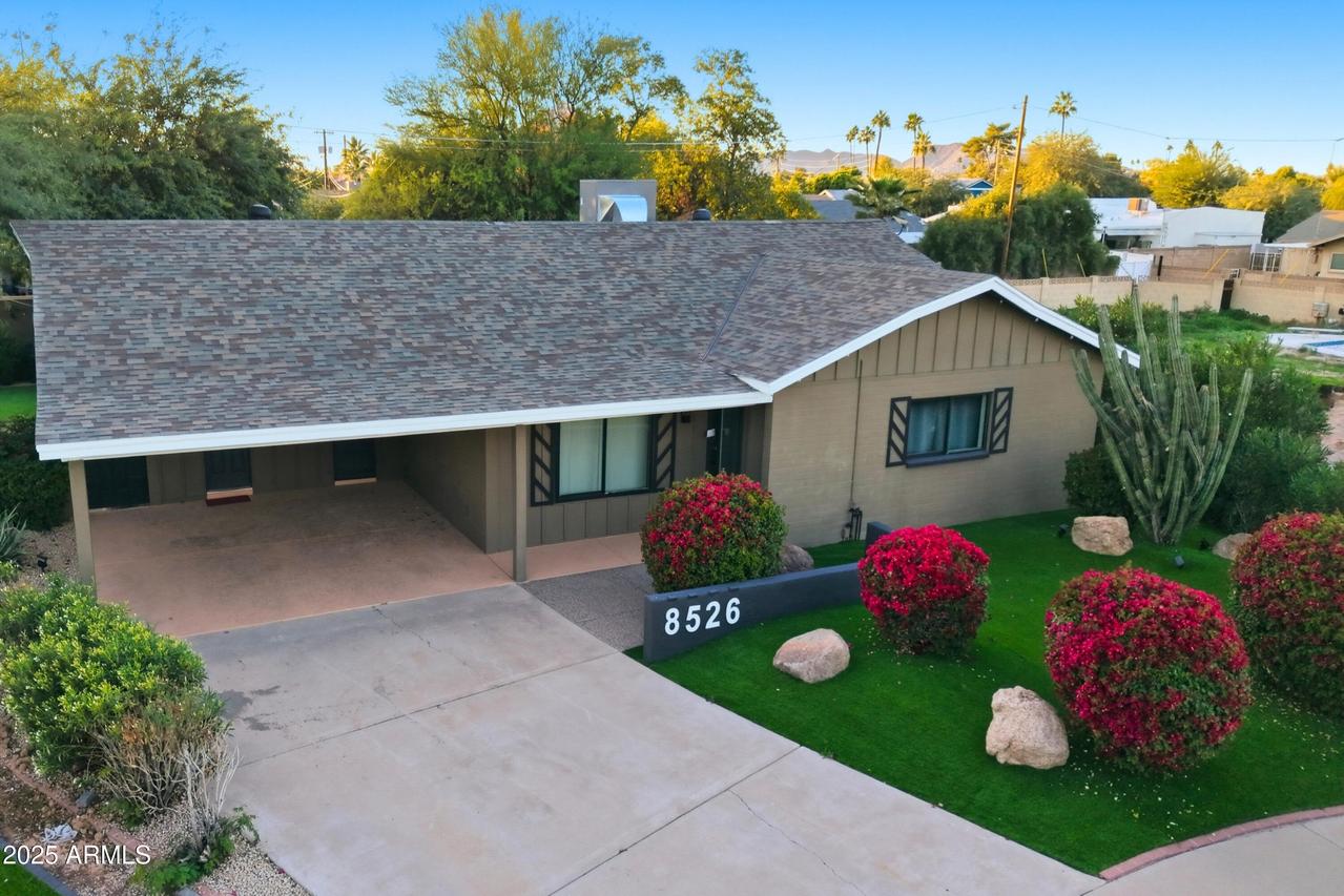 8526 E Whitton Ave., Scottsdale, AZ 85251
