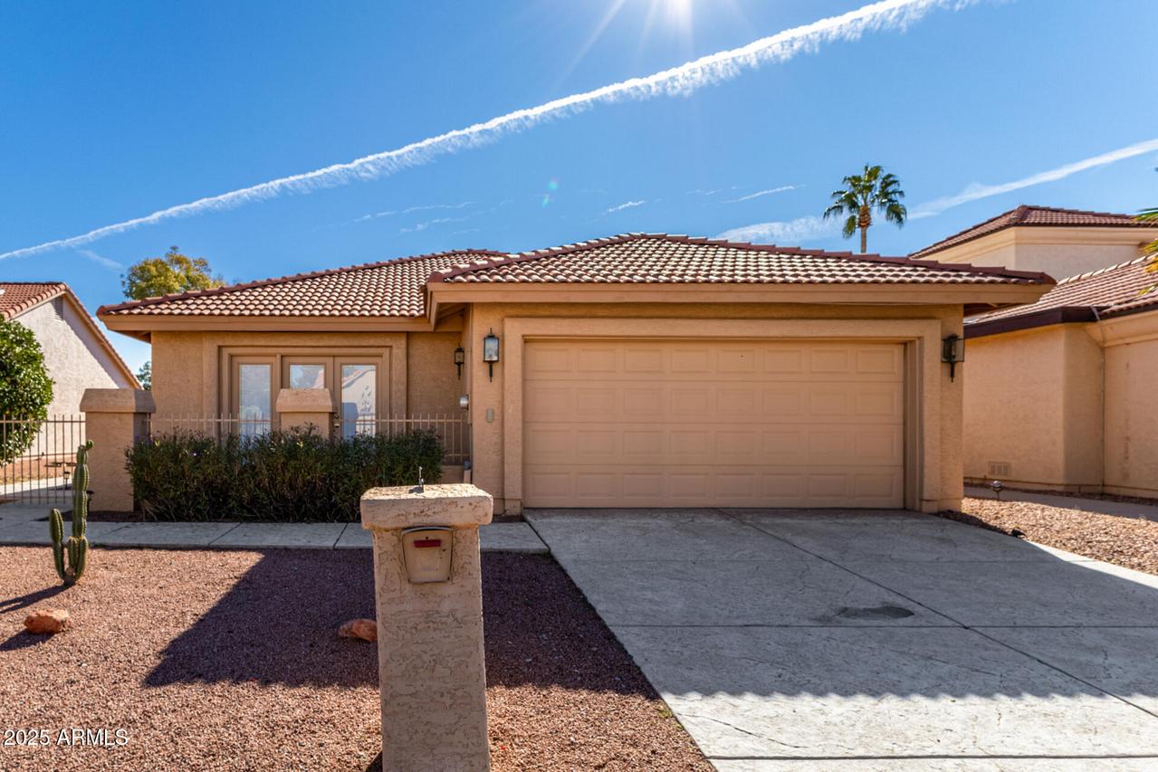 10931 E San Tan Blvd., Sun Lakes, AZ 85248