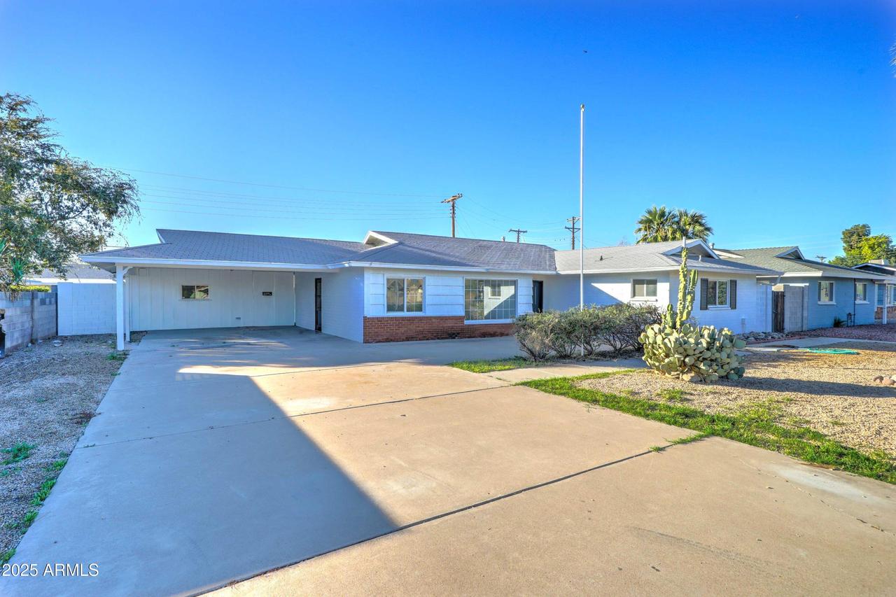 2039 W Northview Ave., Phoenix, AZ 85021