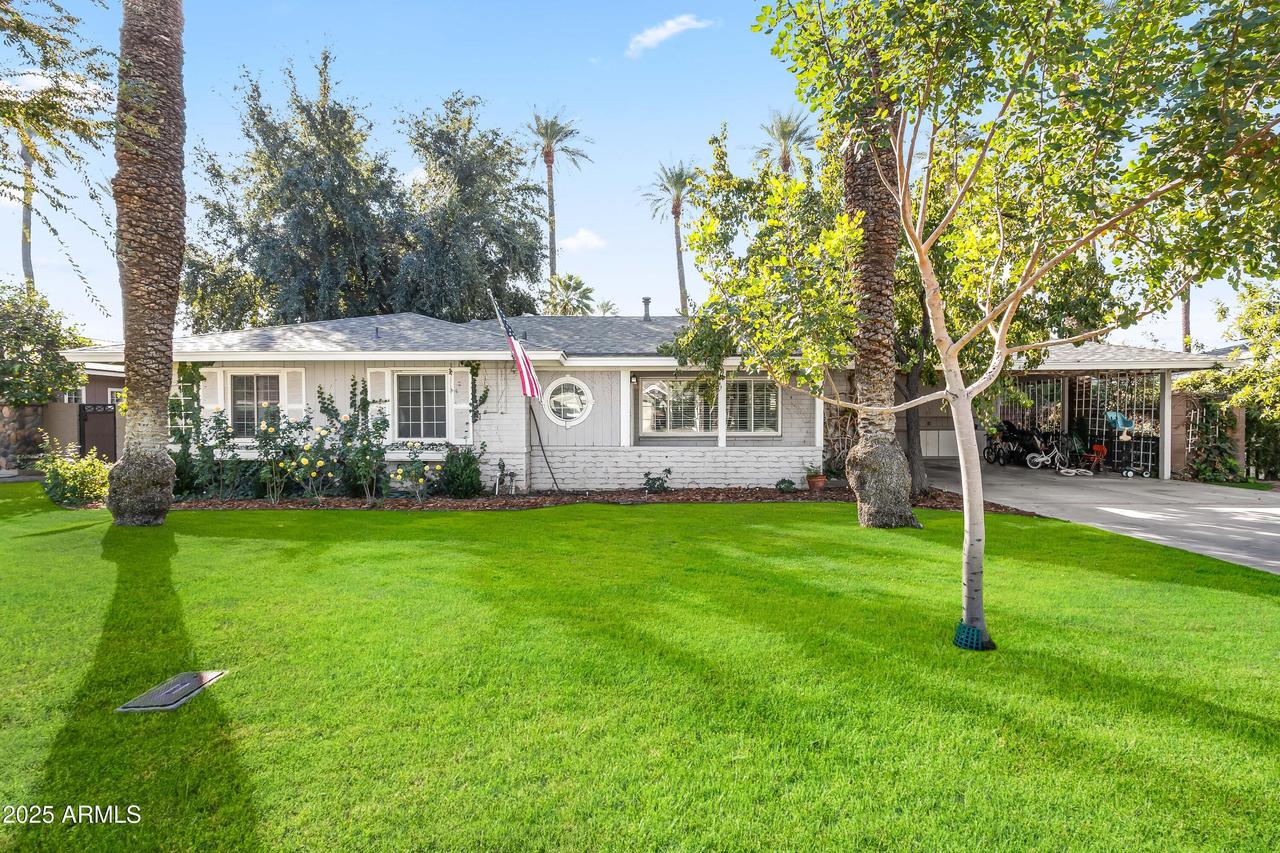 4631 E Pinchot Ave., Phoenix, AZ 85018