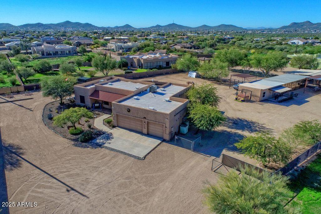 1053 E Maddock Rd., Phoenix, AZ 85086