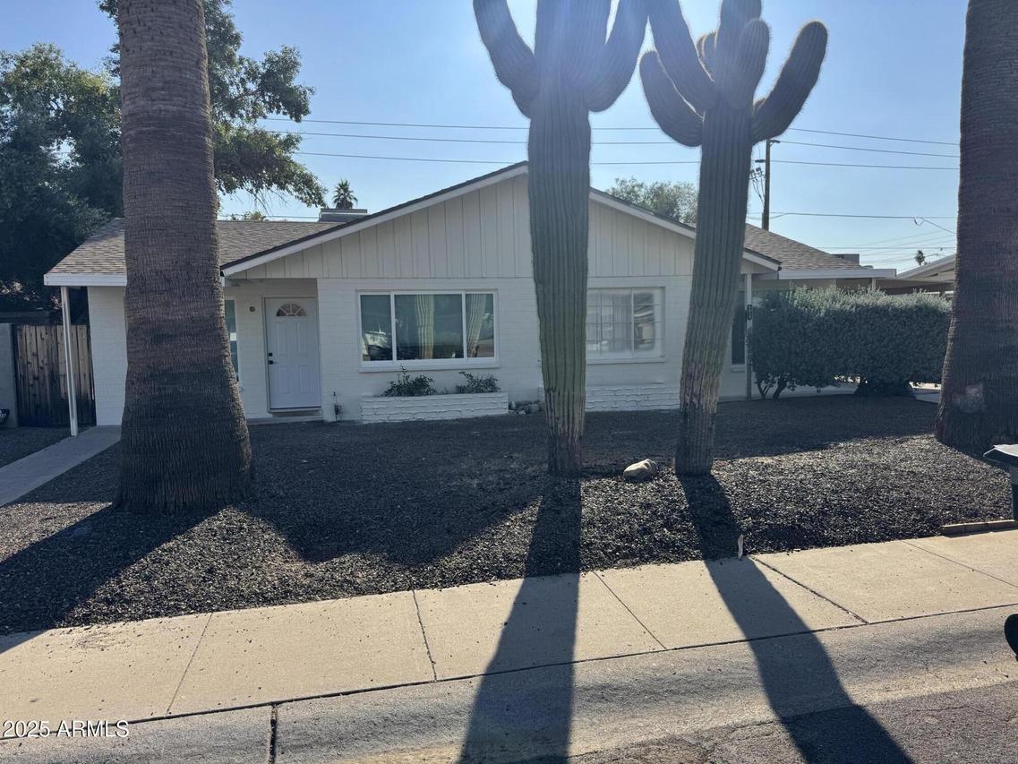 6813 E Pinchot Ave., Scottsdale, AZ 85251