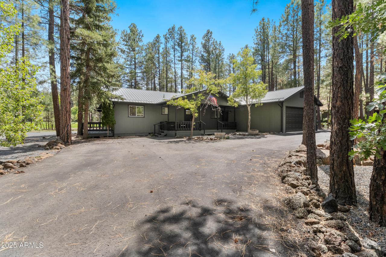 7451 Buck Springs Rd., Pinetop, AZ 85935