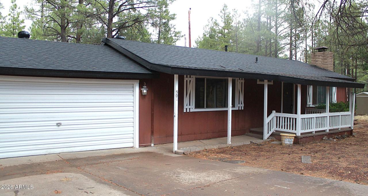 901 N 46th Dr., Show Low, AZ 85901