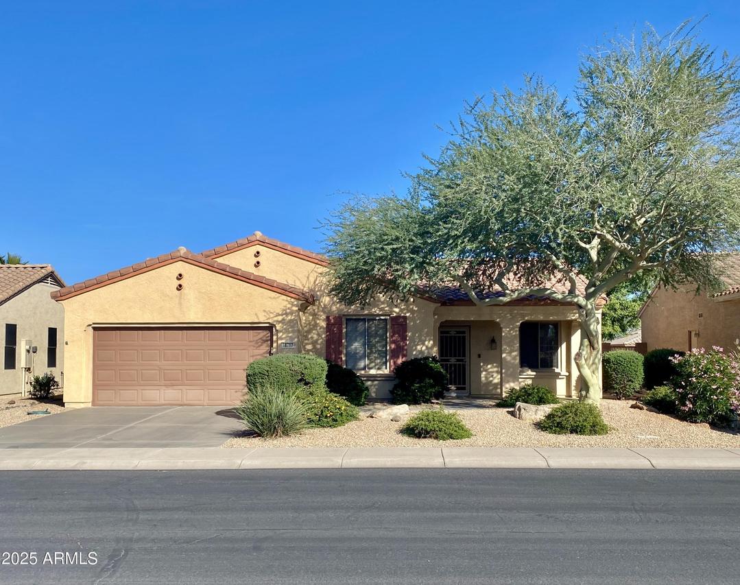 18717 N Red Mountain Way, Surprise, AZ 85374