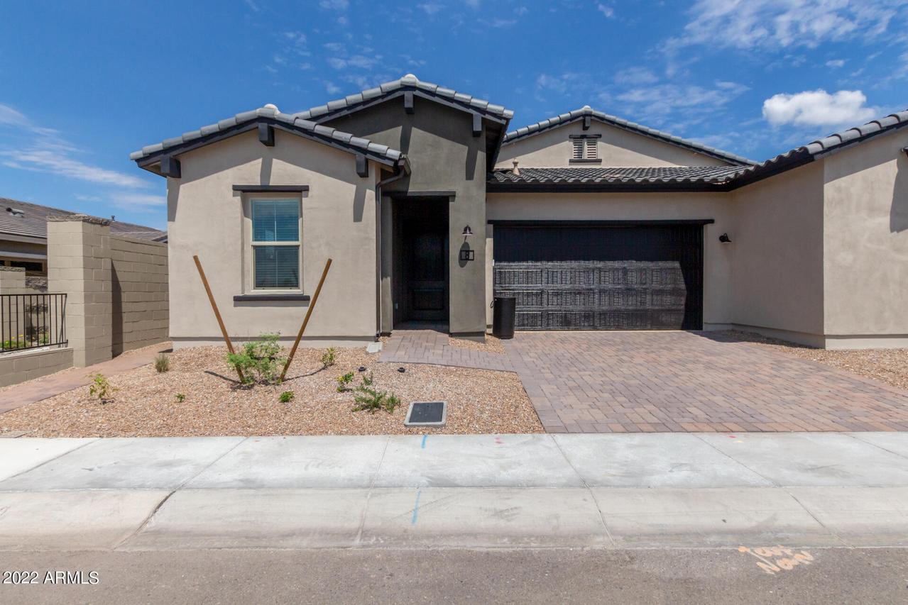 38500 N School House Rd. #8, Cave Creek, AZ 85331