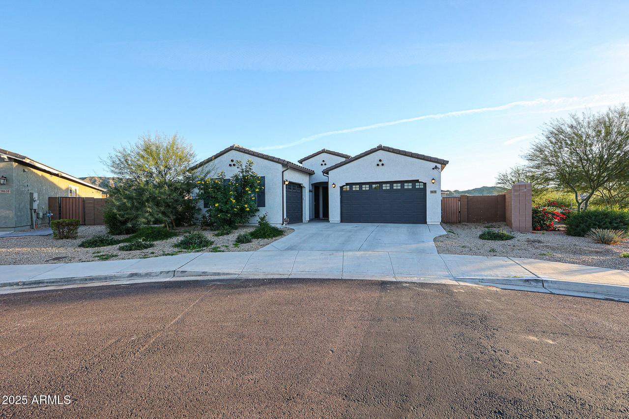 9635 S 40th Dr., Laveen, AZ 85339