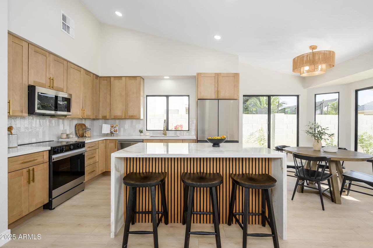 1683 E Kent Ave., Chandler, AZ 85225