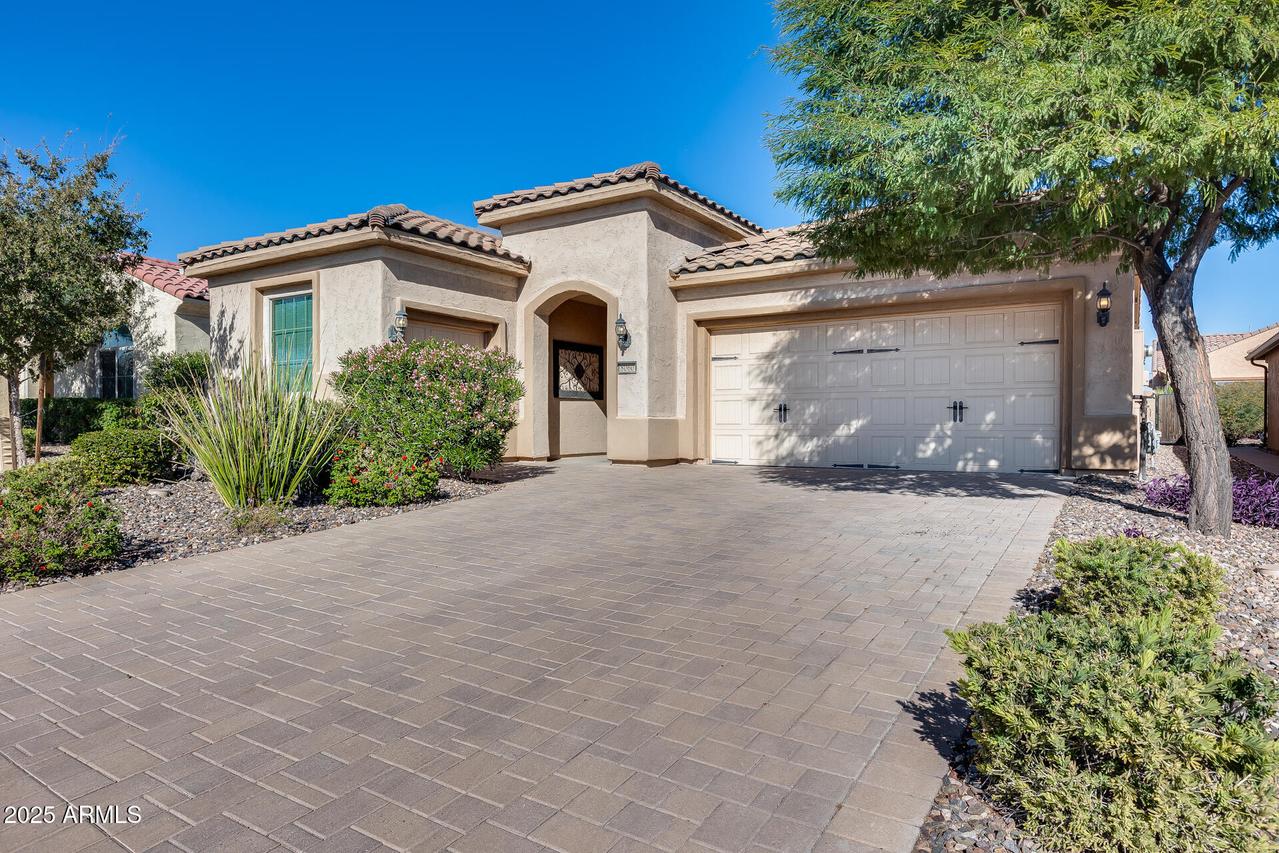 8060 W Cinder Brook Way, Florence, AZ 85132