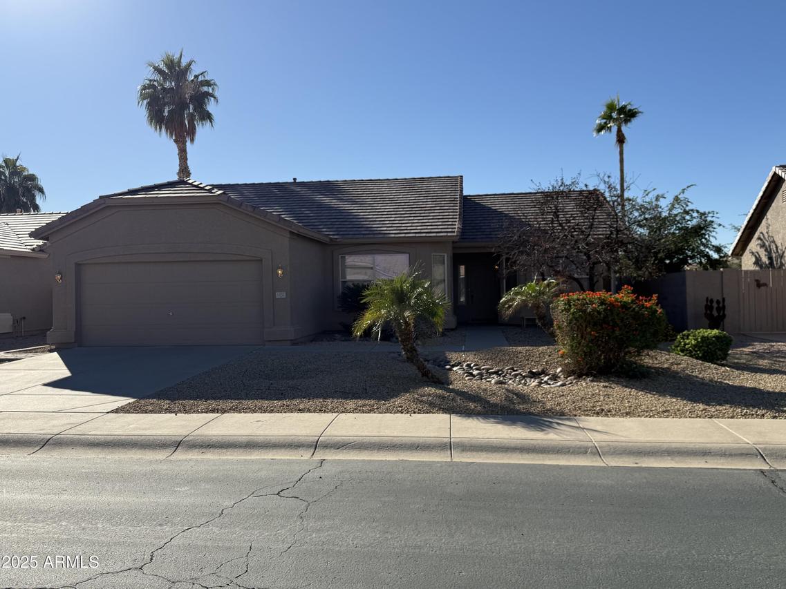 6450 S Springs Pl., Chandler, AZ 85249