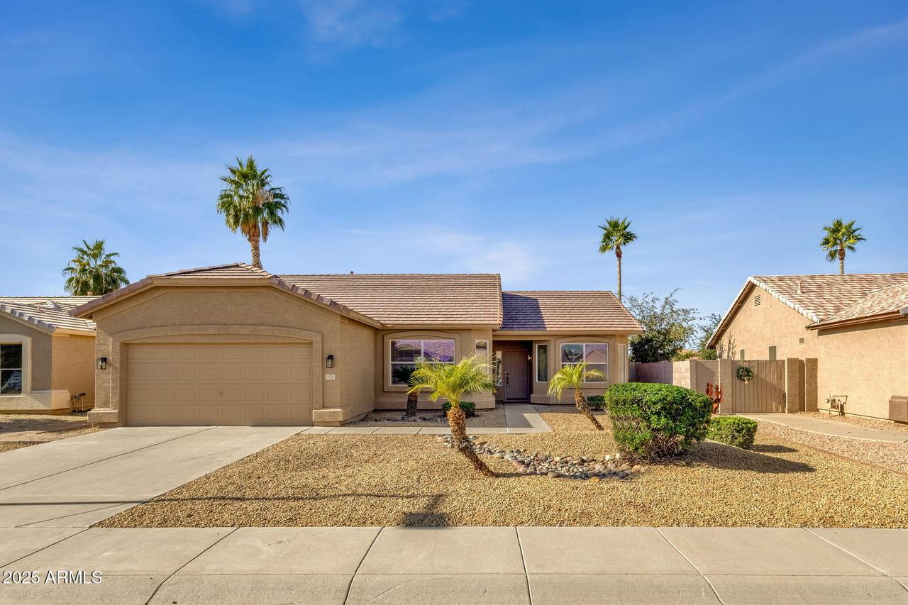 6450 S Springs Pl., Chandler, AZ 85249
