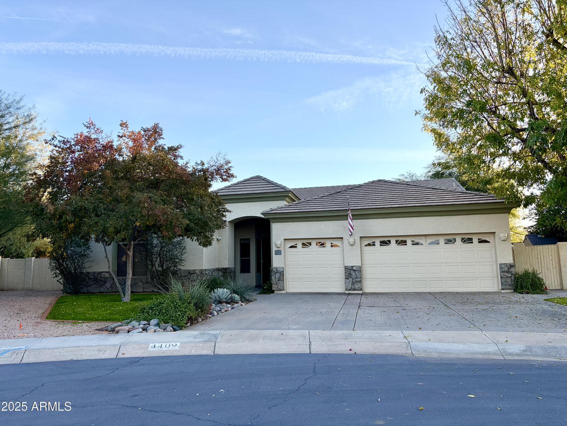 4409 E Janice Way, Phoenix, AZ 85032