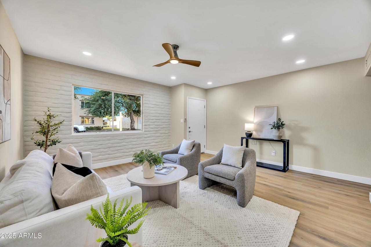 2128 E Dunbar Dr., Tempe, AZ 85282