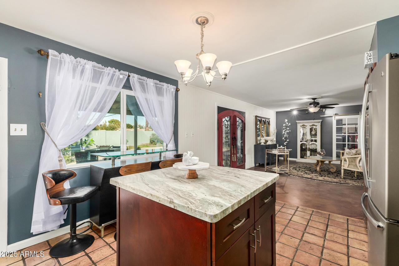 2302 W Berridge Ln., Phoenix, AZ 85015