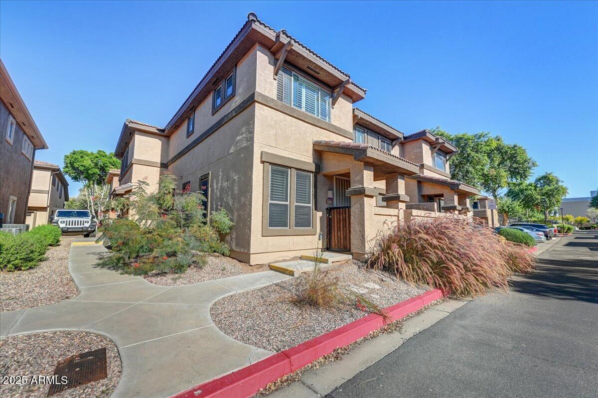 1225 N 36th St. #1042, Phoenix, AZ 85008