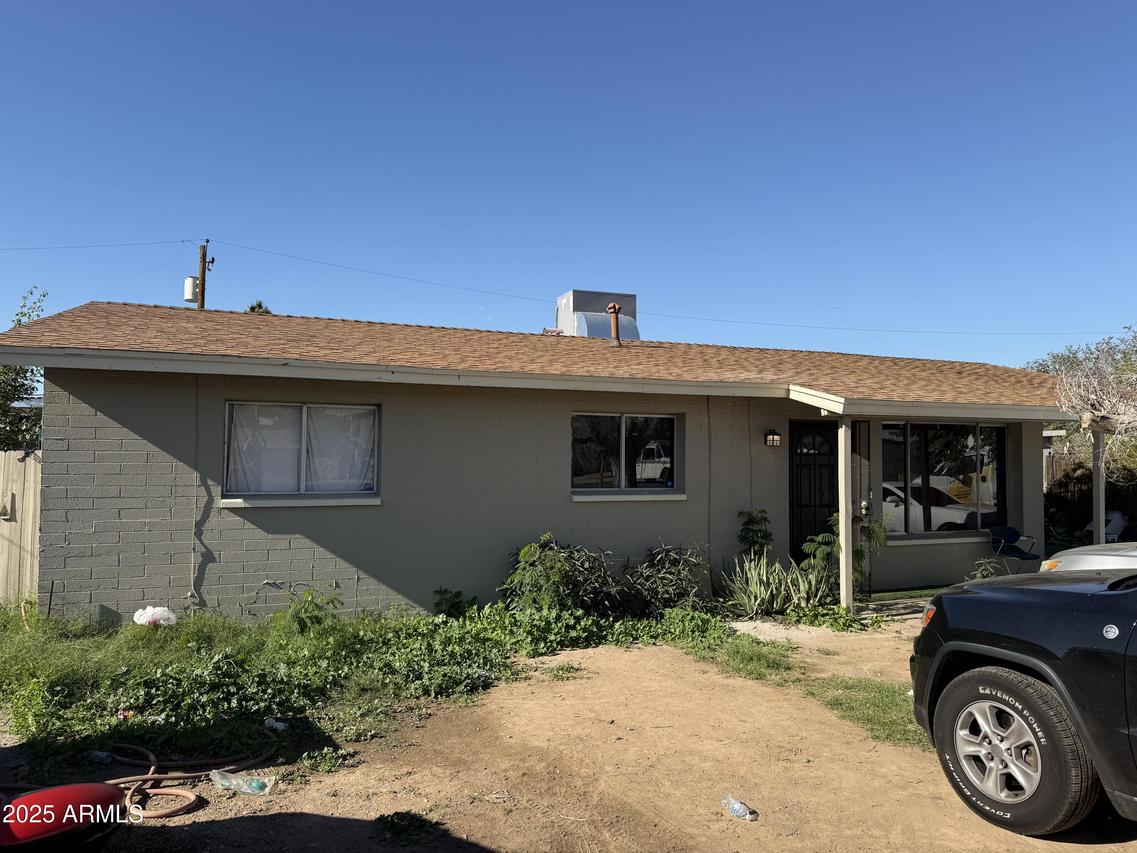 2116 N 49th Ave., Phoenix, AZ 85035