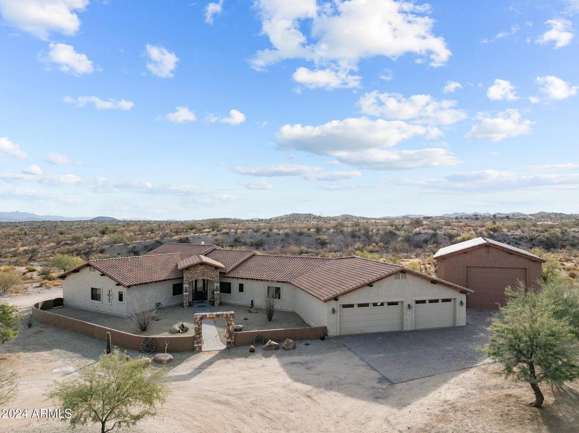 1065 Buckboard Tr., Wickenburg, AZ 85390