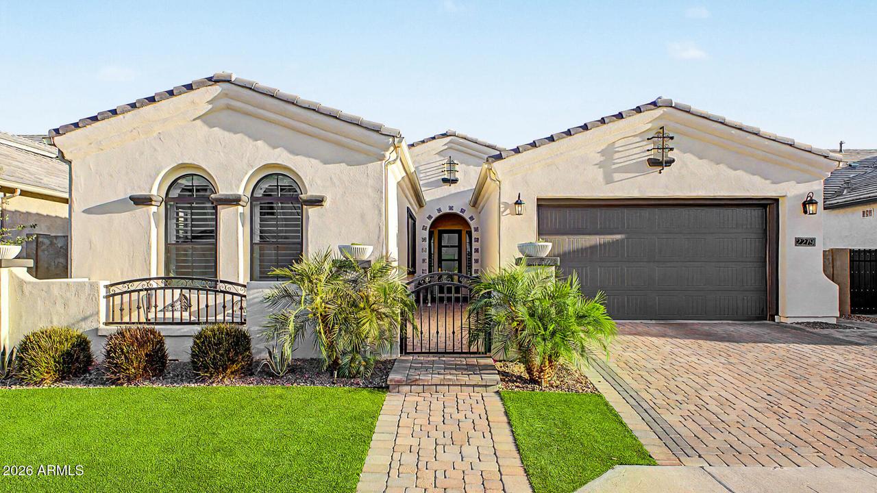 2279 E Warbler Rd., Gilbert, AZ 85297