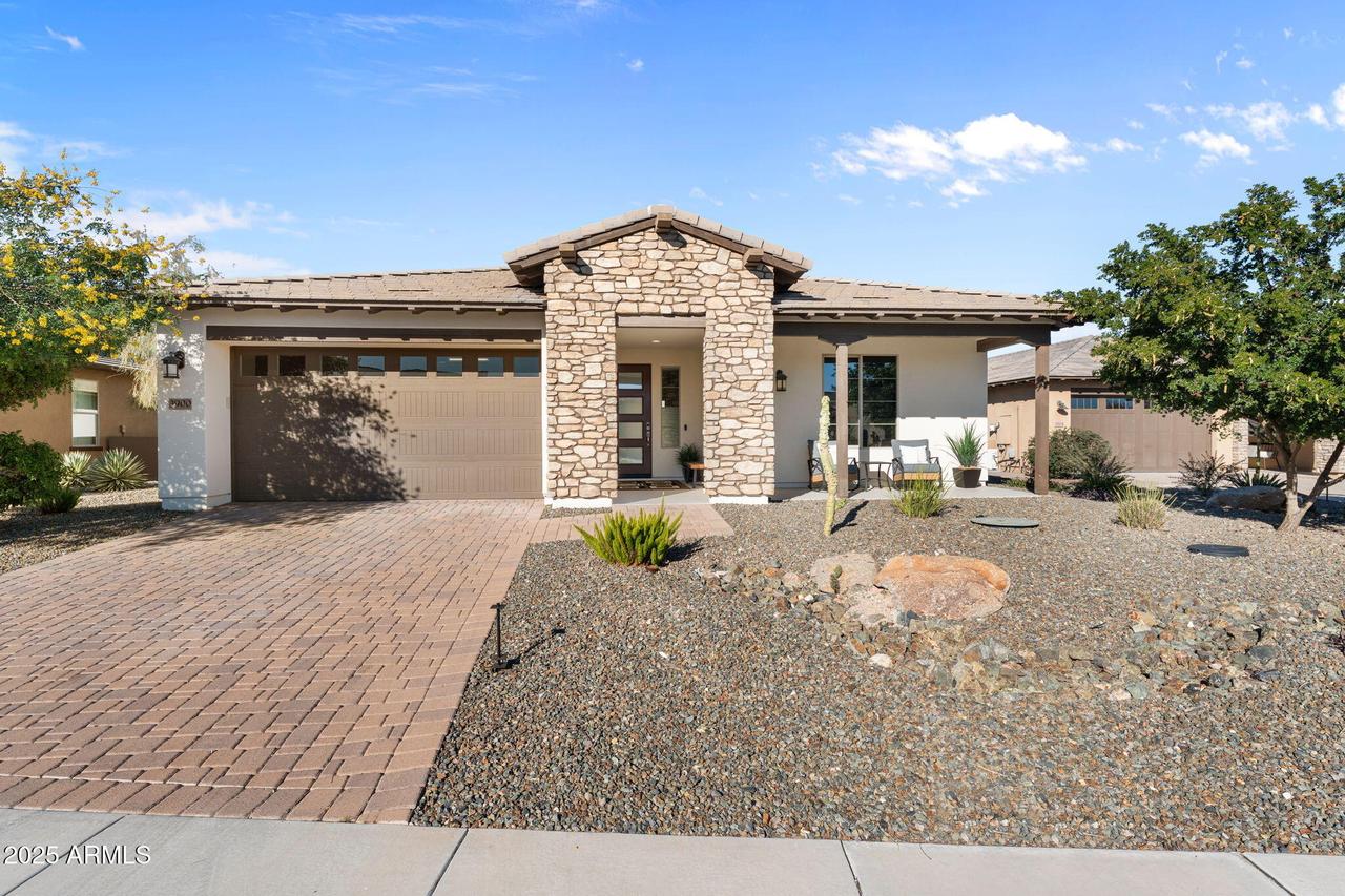 3900 N Ridge Runner Way, Wickenburg, AZ 85390