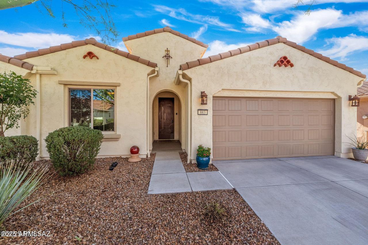 883 N Broken Hills Dr., Green Valley, AZ 85614