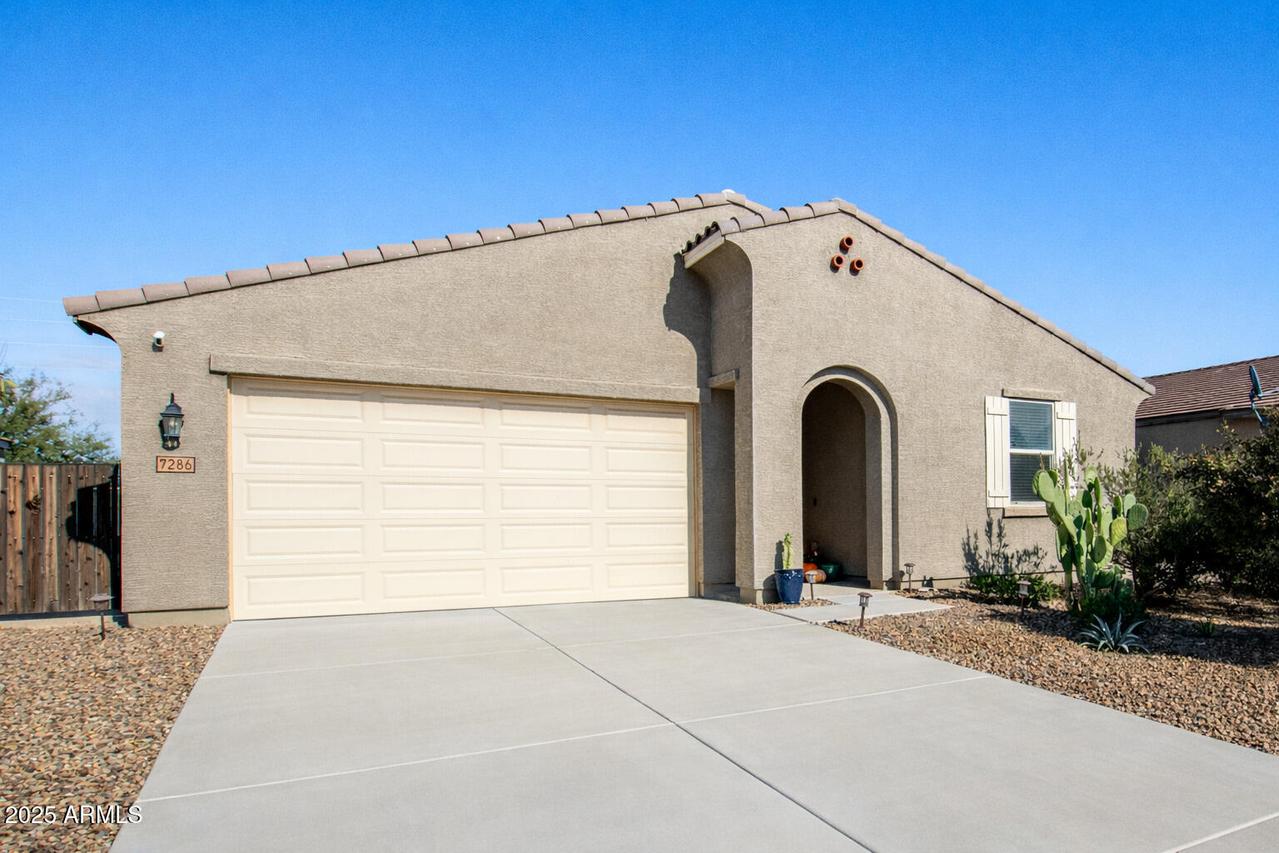 7286 E Bobwhite Ct., San Tan Valley, AZ 85143