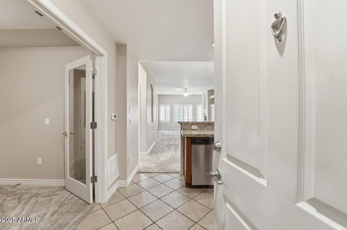 5450 E Deer Valley Dr. #2024, Phoenix, AZ 85054