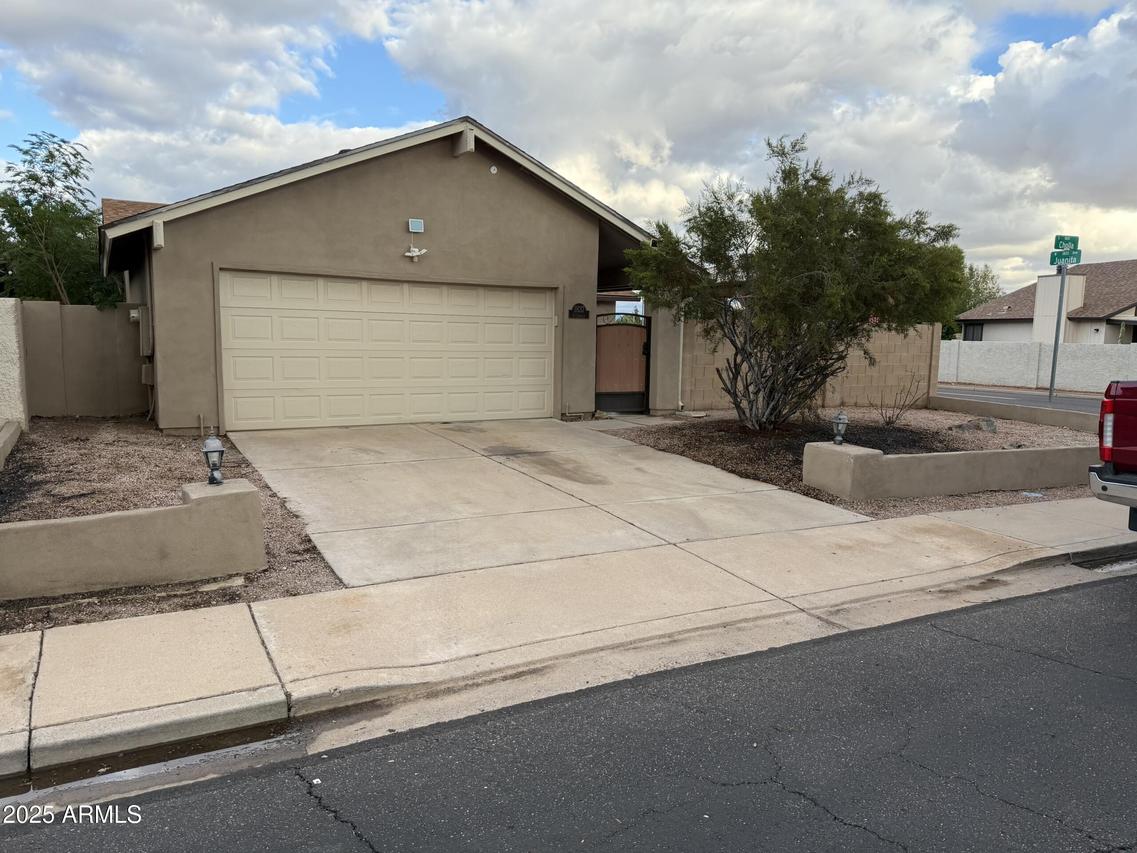 1837 S Cholla St., Mesa, AZ 85202