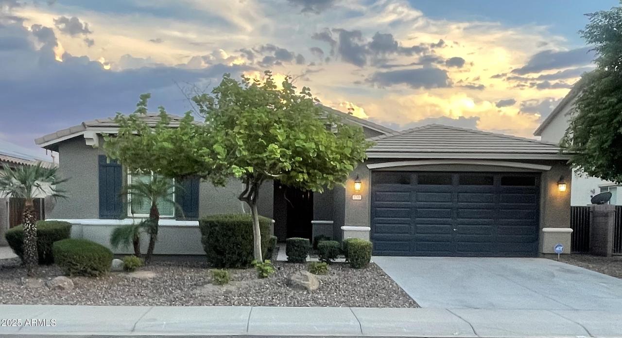 2743 E Narrowleaf Dr., Gilbert, AZ 85298