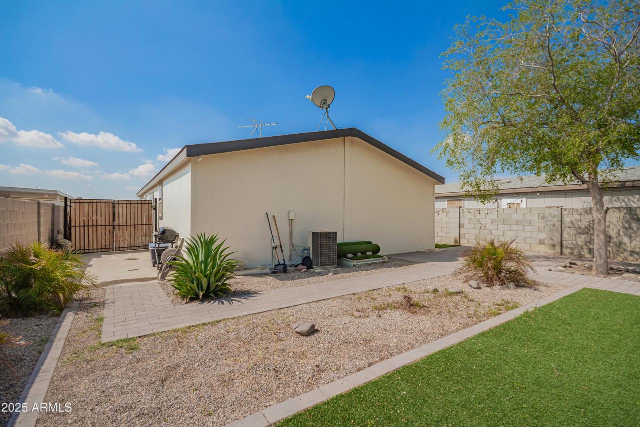 8601 N 103rd Ave. #210, Peoria, AZ 85345
