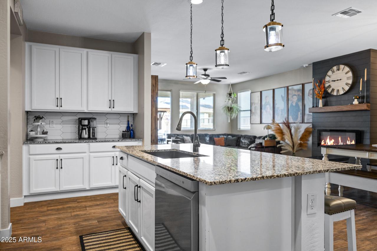 18244 W Vista Norte St., Goodyear, AZ 85338