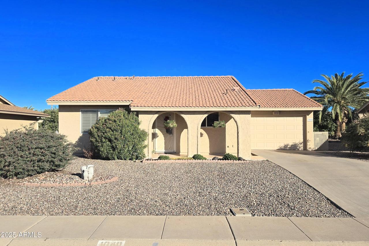 1040 Leisure World, Mesa, AZ 85206