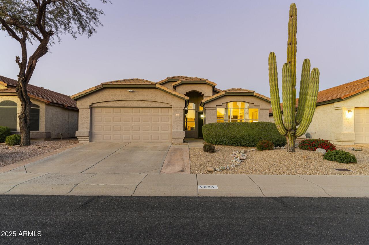 4624 E Jaeger Rd., Phoenix, AZ 85050