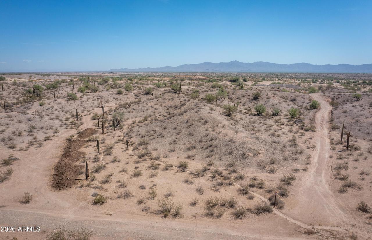 3705 N 327th Dr. #-, Tonopah, AZ 85354
