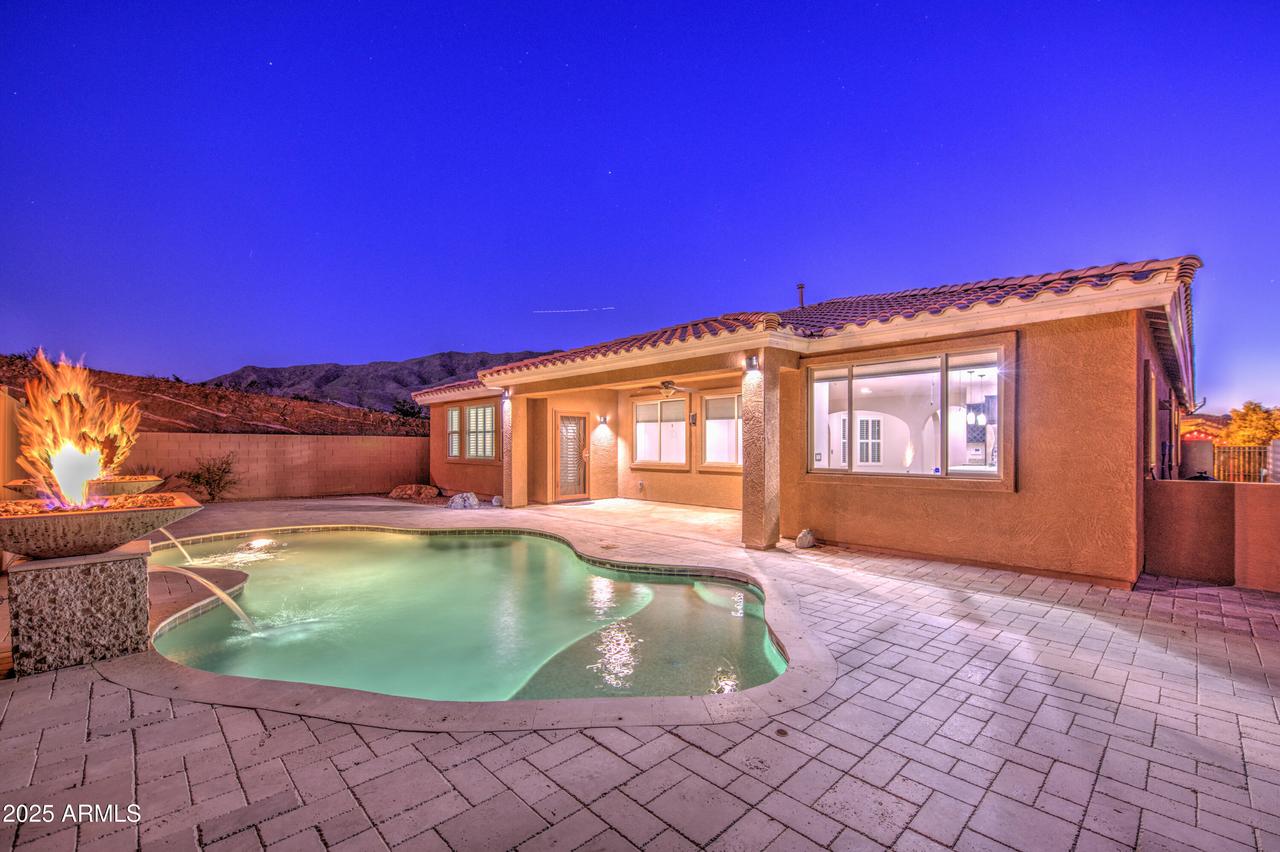 2416 W Hayduk Rd., Phoenix, AZ 85041