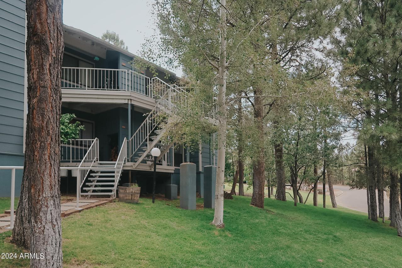 2700 S White Mountain Rd. #404, Show Low, AZ 85901