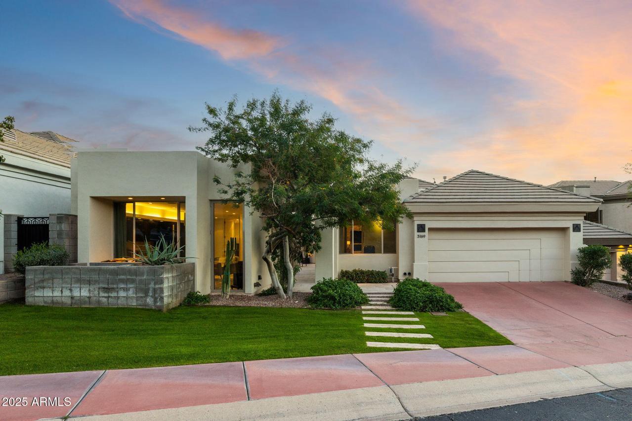 3169 E Sierra Vista Dr., Phoenix, AZ 85016