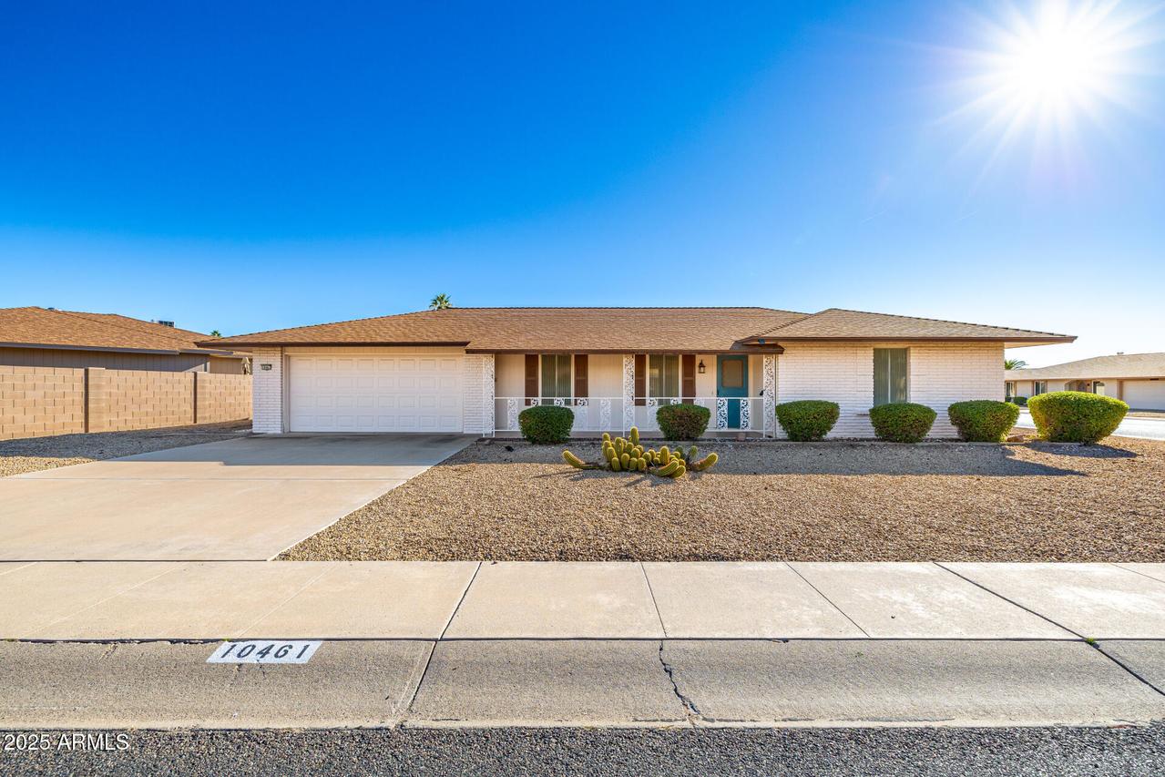 10461 W Sutters Gold Ln., Sun City, AZ 85351