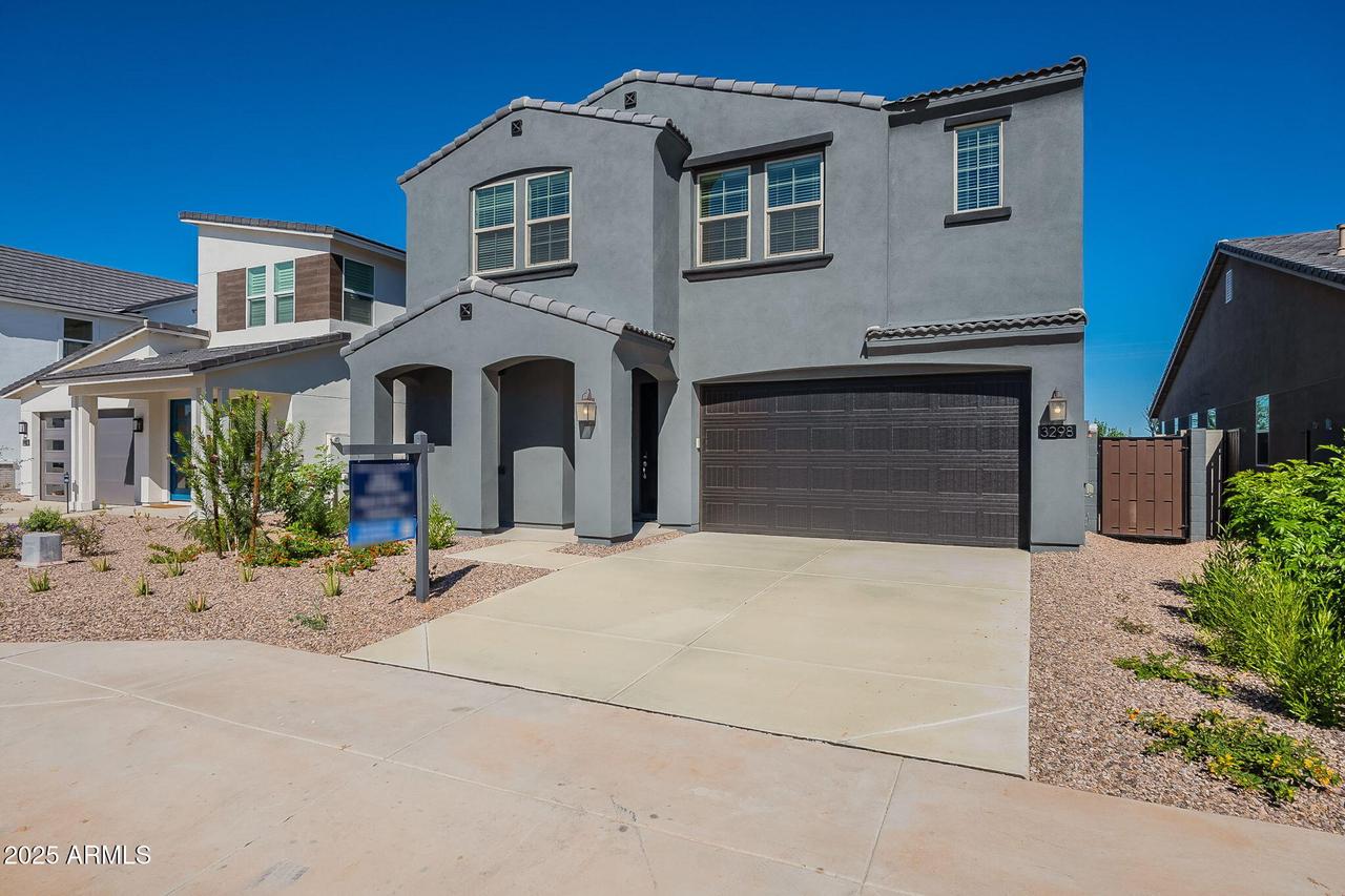 3298 W Garnet St., San Tan Valley, AZ 85144