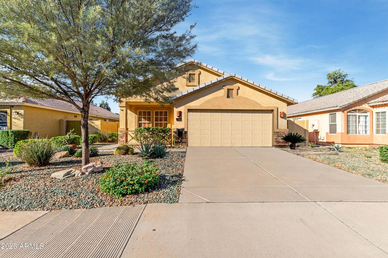 2962 S Seymour, Mesa, AZ 85212