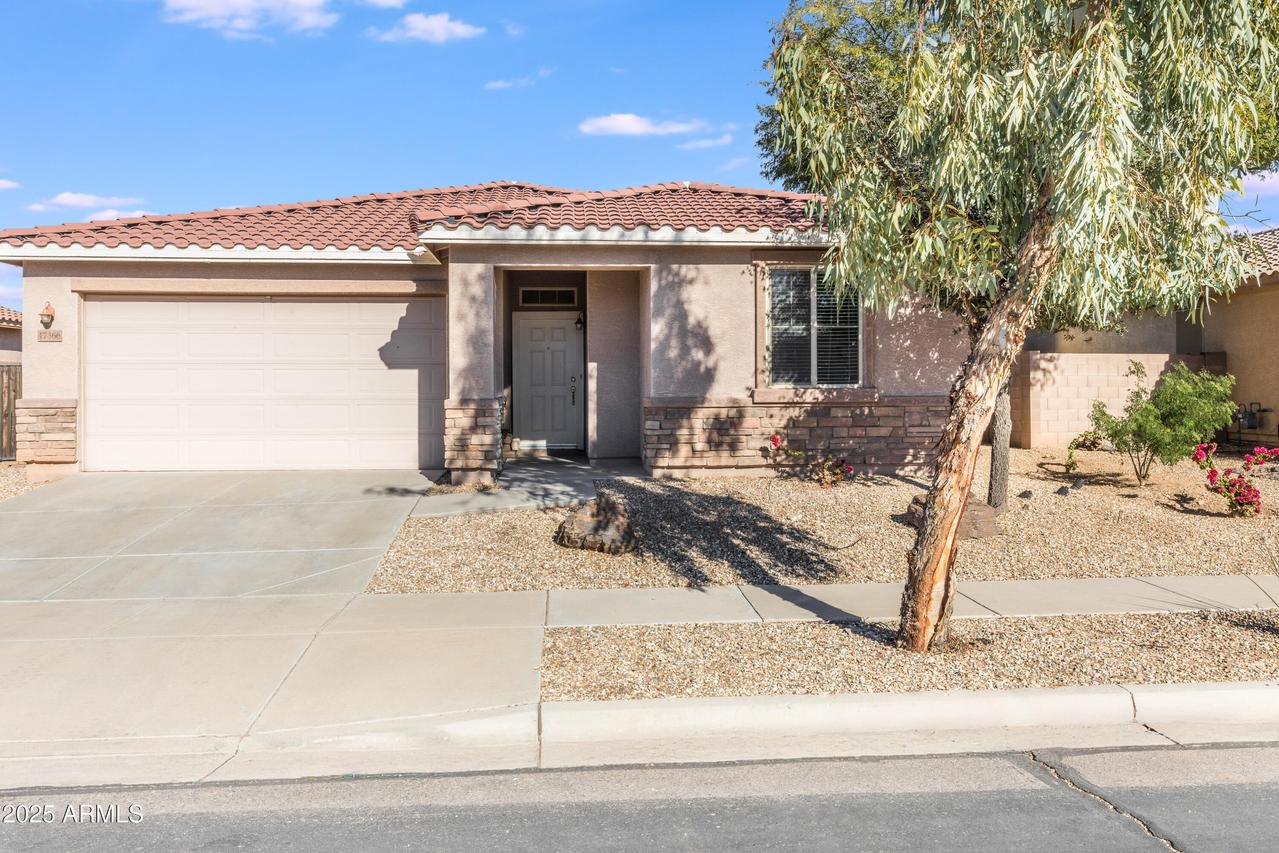 17366 W Fetlock Tr., Surprise, AZ 85387
