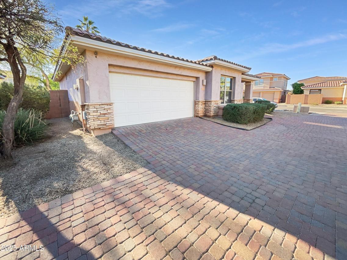 13613 W Cypress St., Goodyear, AZ 85395