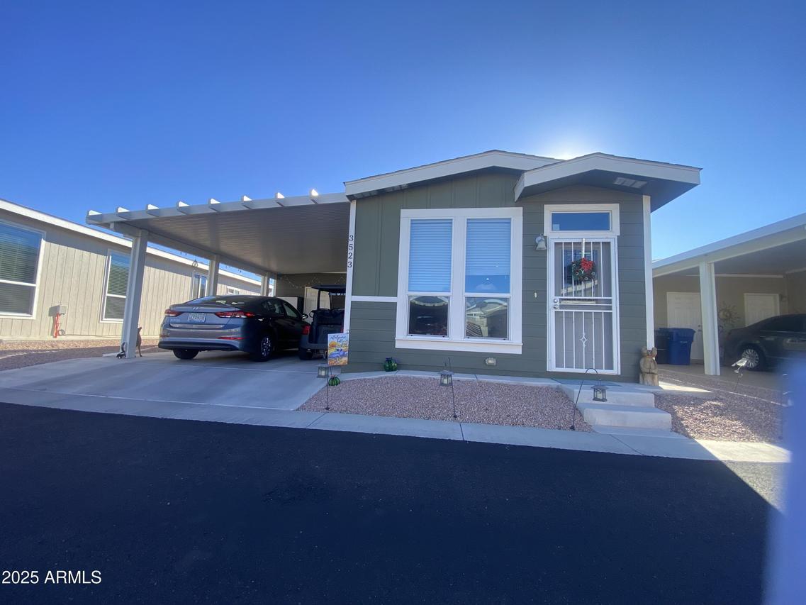 650 N Hawes Rd., Mesa, AZ 85207