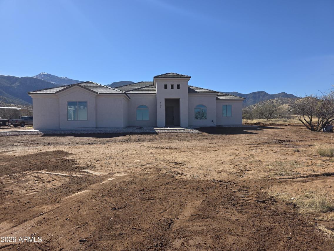 5754 S Stephanie Pl., Hereford, AZ 85615