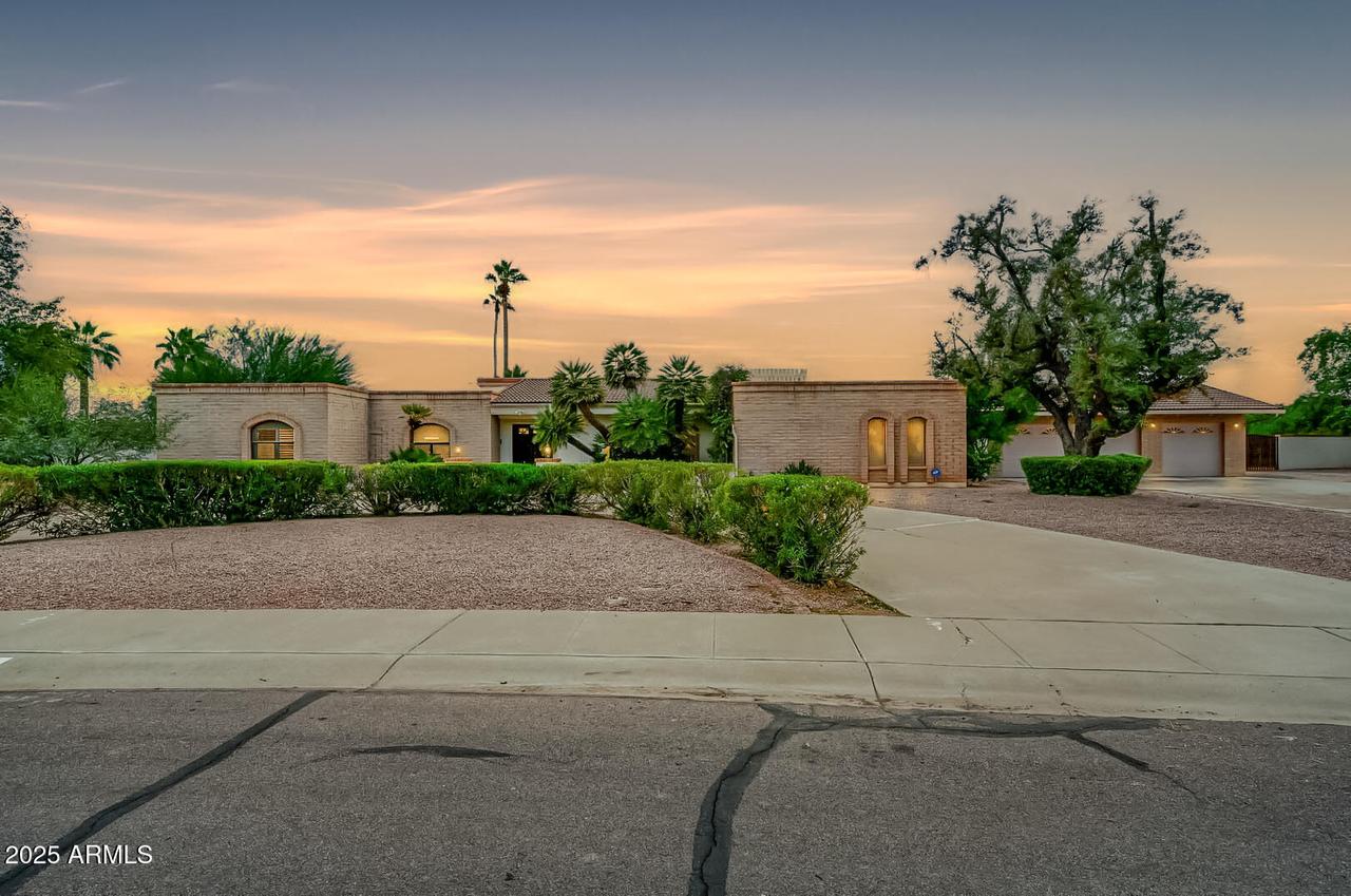 8347 E Via De La Gente, Scottsdale, AZ 85258