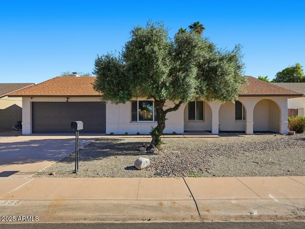 5335 S Siesta Ln., Tempe, AZ 85283