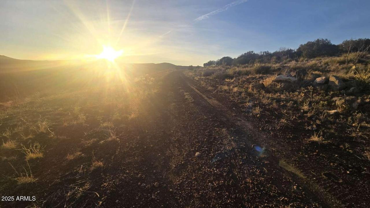 9938 W Gleed Station Rd. #188, Ash Fork, AZ 86320