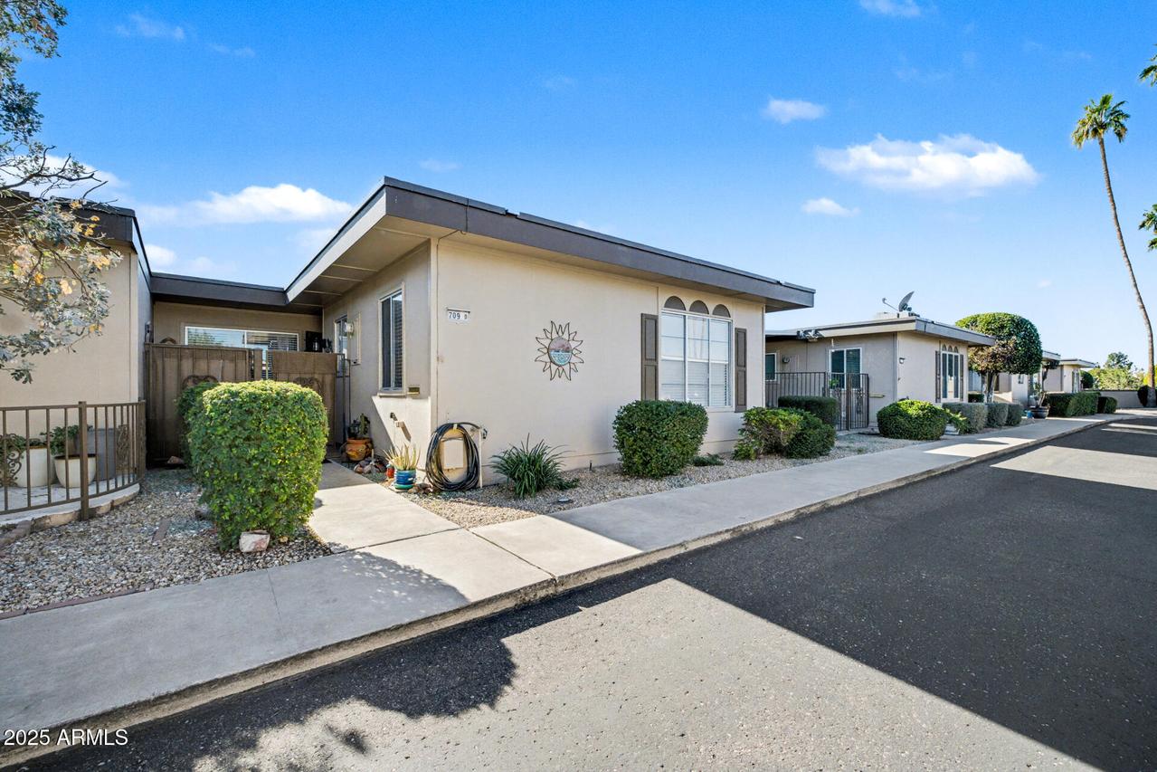 13709 N 98th Ave. #D, Sun City, AZ 85351