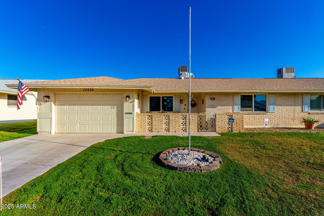 10504 W Roundelay Cir., Sun City, AZ 85351