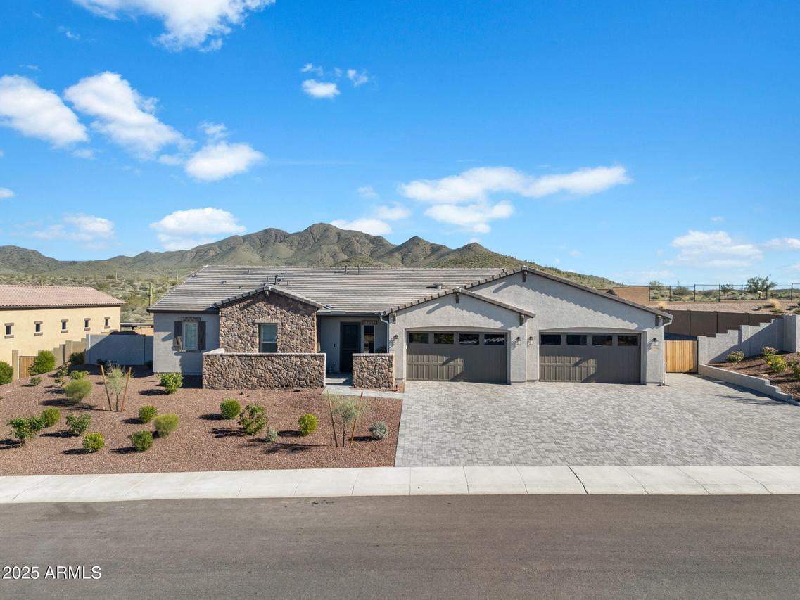 43423 N National Ct., New River, AZ 85087